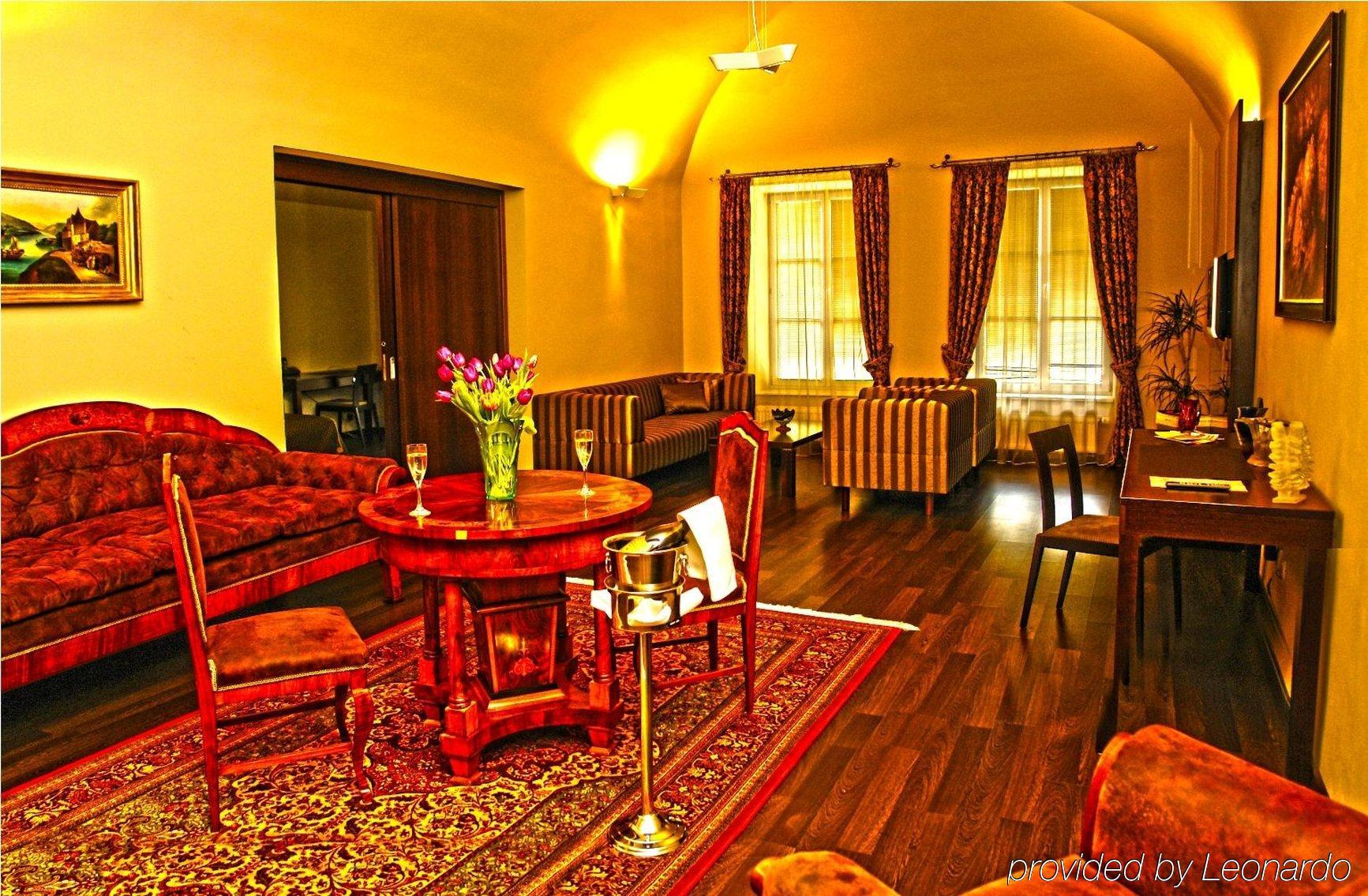 Boutique Hotel Zlaty Dukat Košice Δωμάτιο φωτογραφία
